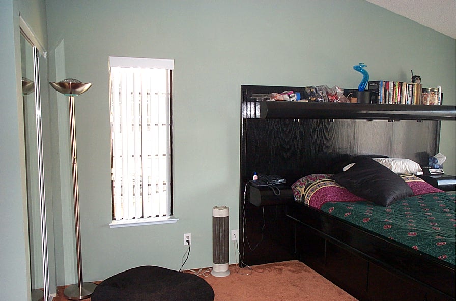 bedroom1.jpg